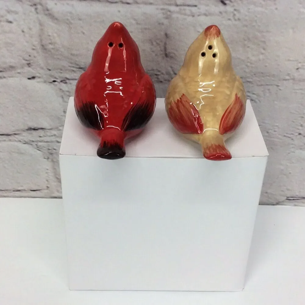 Hallmark 2022 Cardinal Salt & Pepper Shakers Male/Female Bird Collectible Decor